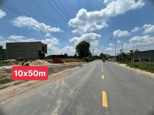 Bán Đất 500m² thổ cư 200m² giá bao sổ 700tr, đối diện đối diện có dãy trọ, gần KCN Bàu Bàng