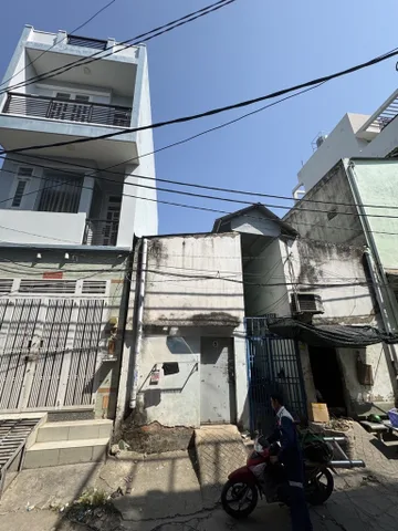 Bán đất tặng nhà Kinh Dương Vương an lạc hẻm xe tải thông 7x18m giá  7 tỷ6