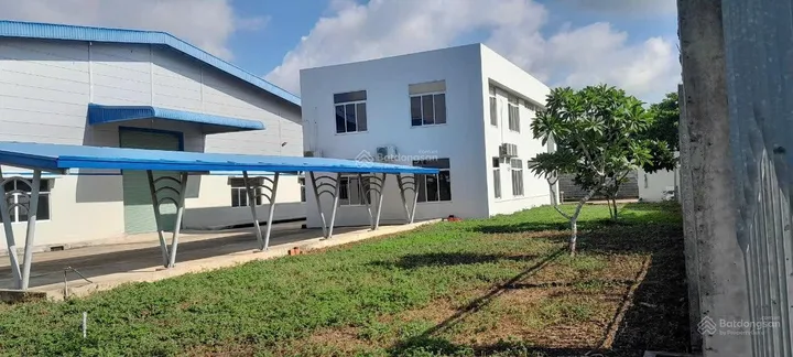 Cho thuê nhà xưởnng ở Bình Dương, DTKV 35.000m2, xây dựng 21.000m2, giá 1.4 tỷ/tháng