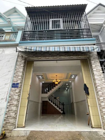 Nhà đẹp 2/ ngắn Võ Văn Vân Đối Diện ĐIỆN MÁY XANH VÀ CHỢ LIÊN ẤP 123 VĨNH LÔC B.