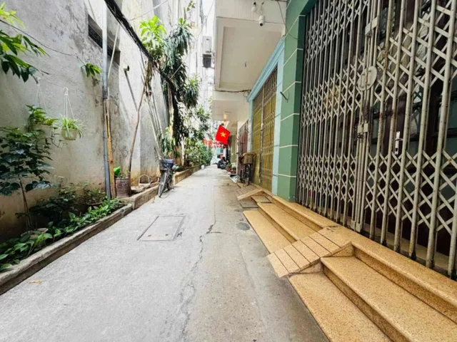 La Thành, 38m x 4tầng x Mt 3.6m , phân lô thoáng mát 2 mặt tiện ích đẳng cấp