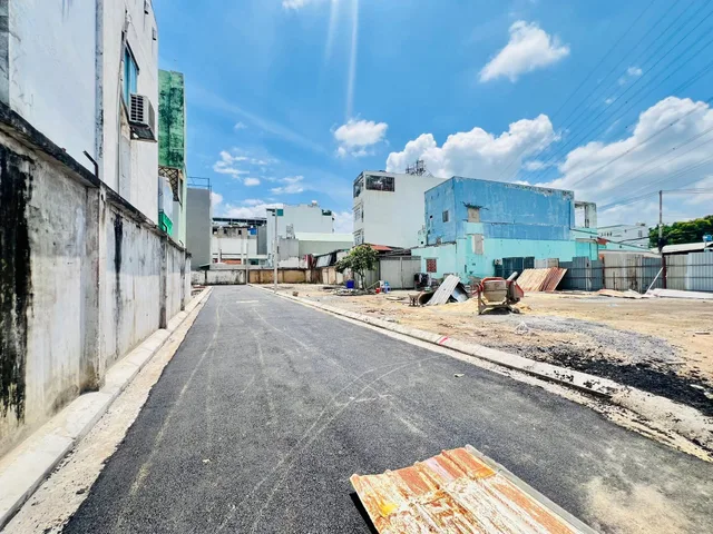 5 lô đất SHR từng lô 2 mặt tiền trước sau đường nhựa Tân Chánh Hiệp 10 P. Trung Mỹ Tây