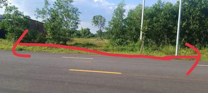 Bán đất 2mt nhựa lớn có 480m thổ cư. Đường Quãng phú .phước An