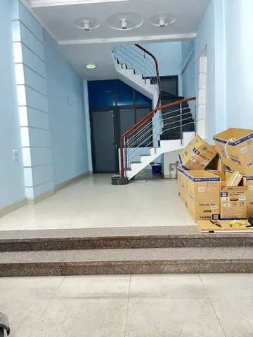 Nhà Ở NHÓM, LÀM CHDV Gốc Đề, Minh Khai quận Hai Bà Trưng 45M*3 tầng(5 phòng) giá 12 triệu