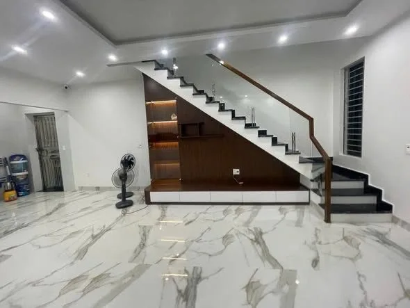 BÁN NHÀ 3 TẦNG LÔ GÓC 2 MẶT TIỀN dân tự xây chỉ 2,7 tỷ , PHƯỜNG HÙNG VƯƠNG, HỒNG BÀNG