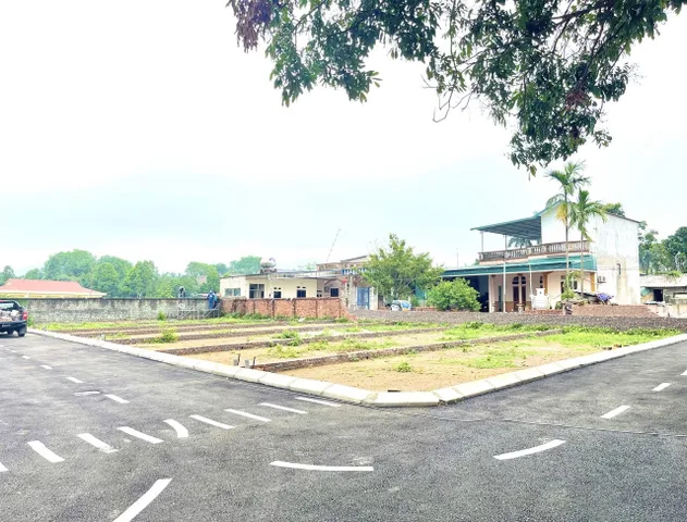 đất gần trường đại học Quốc Gia Hà Nội