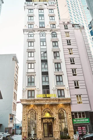 BÁN KHÁCH SẠN 3 SAO BÃI CHÁY,ĐỐI DIỆN SUNWORLD,TRUNG TÂM DU LỊCH