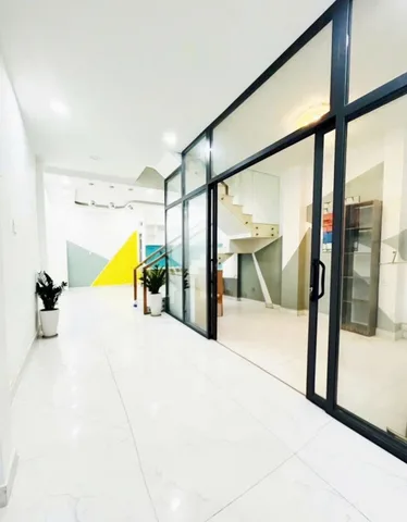 Nhà 2 tầng ngay cầu Thủ Thiêm 4; cách Q4 500m; 46m2 ngang 4,7m; thu nhập 13tr/tháng