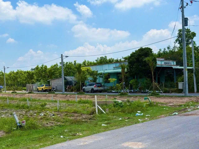 Bán đất 225m2, giá bao sổ chỉ 245tr, khu vực đông dân cư, cách DT749B chỉ 300m.