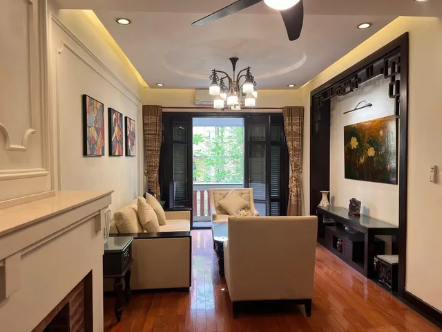 Cho Thuê Nhà Phố Tô Ngọc Vân - Quảng An - Tây Hồ 100M² 4 Tầng 5 Ngủ kk- Full Nội Thất Cao Cấp - Sân Vườn - Giá Thuê 50tr