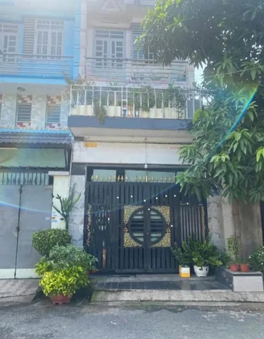 Hơn 2ty nhà 2 lầu 4x12,5 mặt tiền Nguyễn Thị Dễ sát Lê Văn Khương Q12