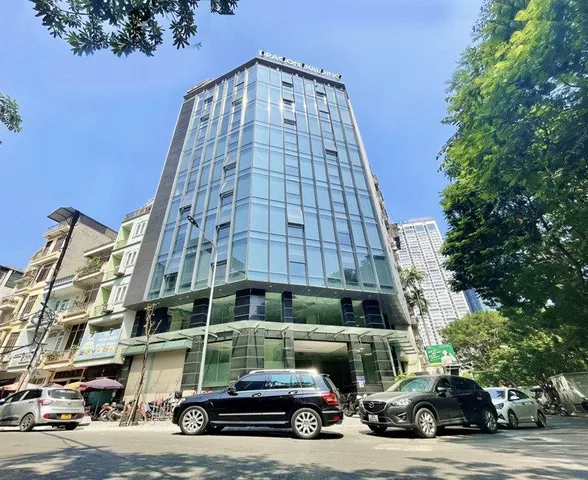 Chào thuê 200m sàn VP mặt phố Dịch Vọng, giá rẻ nhất thị trường, sẵn vào hoạt động