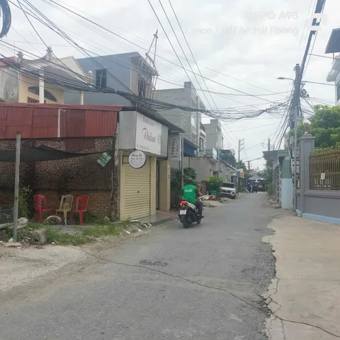 Chính chủ gửi bán lô đất tại tuyến 2 phố Ngô Gia Tự, oto tránh nhau