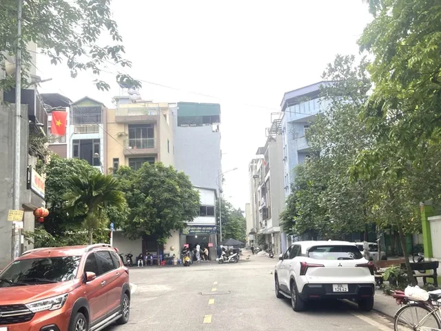 CHỦ CẦN BÁN GẤP GIẢM CHÀO NHÀ ĐẸP ĐẶNG VŨ HỶ 52M - 5 TẦNG, VỈA HÈ, Ô TÔ TRÁNH!