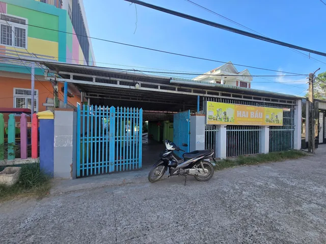 🏡 BÁN ĐẤT HẺM MẬU THÂN- ĐƯỜNG Ô TÔ  TP TUY HÒA 🏡

📍 Vị trí đẹp, hẻm ô tô thông thoáng
📍 Cách ngã tư Nguyễn Hữu Thọ chỉ khoảng 150m
📍 Khu dân cư đông đúc, an ninh

📐 Tổng diện tích: 479m²
✔️ 463m² ODT
✔️ 16m² CHN
📏 Mặt tiền rộng: 11m

✨ Ưu điểm: