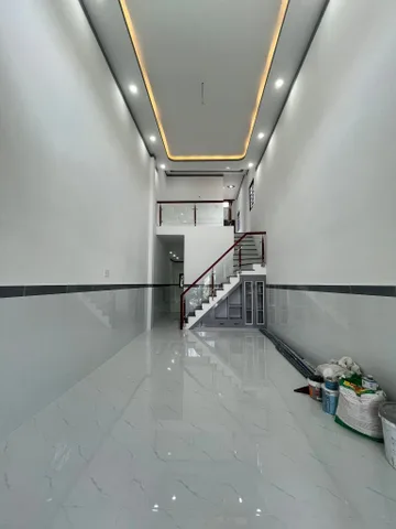 Nhà sổ riêng ,thổ cư 2.35 tỷ_71 m2,đường ô tô