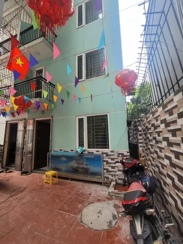 Cho thuê nhà ĐÔNG NGẠC, Kẻ Vẽ. 11 triệu/ tháng. Phù hợp ở Hộ Gia Đình, Nhóm đi làm