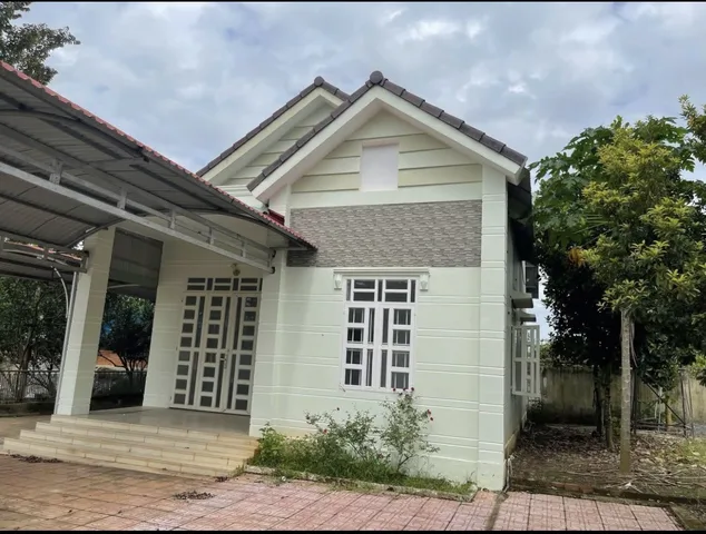BÁN GẤP LÔ ĐẤT VƯỜN 1000m2 CHỈ 610TRIỆU NGAY NGÃ TƯ CHƠN THÀNH phường Minh Thành, Chơn Thành