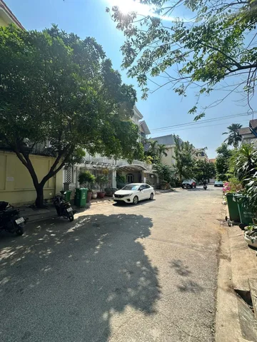 Bán nhà 250m² full thổ cư ngang 10m giá 90 tỷ tại Phường An Khánh