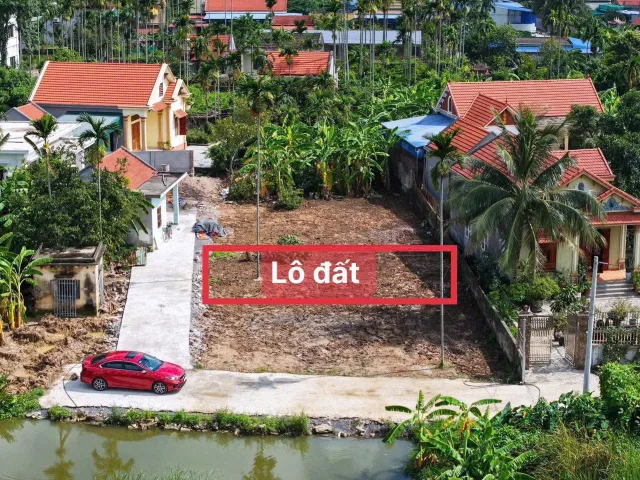 Bán 64 m Lâm Động ngõ ô tô 7 chỗ đỗ cửa gần đường quy hoạch 36m.l/h;076.231.9990 e Thuý
