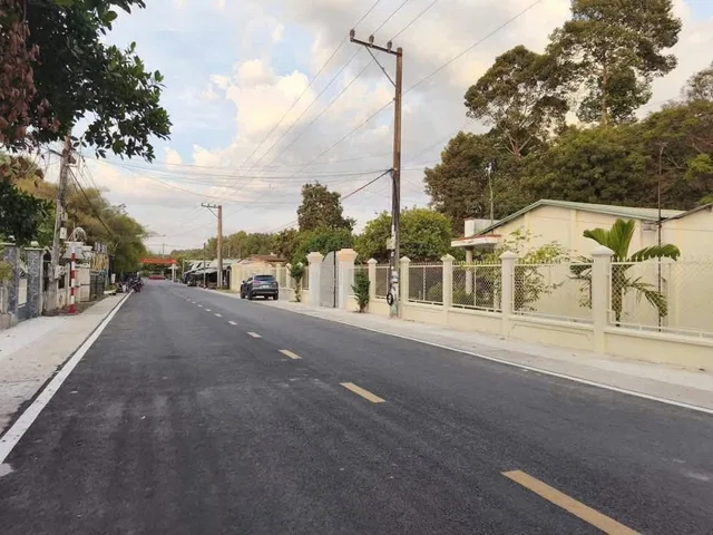 Chủ kẹt tài chính nên cần bán gấp lô đất mặt tiền đường nhựa giá tốt