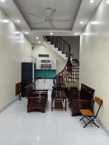 Cho thuê nhà ngõ Thịnh Hào 3, Tôn Đức Thắng Đống Đa 35M x 4T giá 13 triệu