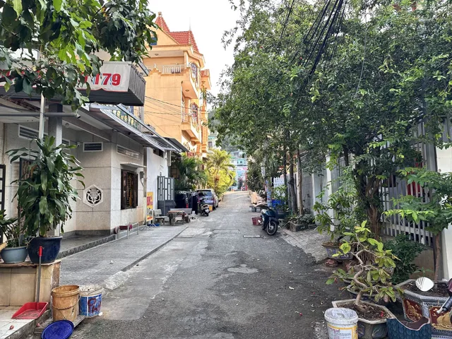 🔥 "TỌA ĐỘ AN CƯ – SÁT VÁCH CHỢ & BIỂN LỘNG GIÓ" TRẦN PHÚ P5 – NHÀ 2 TẦNG ĐẸP NGANG KHỦNG 5M – VUÔNG VỰC KHÔNG LỖI PHONG THỦY – GIÁ 6.9 TỶ 🔥