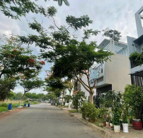 Chủ bán gấp lô đất khu tân hòa sát chung cư bcons plaza