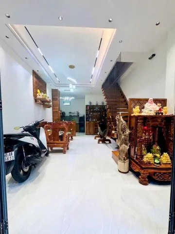 BÁN NHÀ HƯƠNG LỘ 2, BÌNH TÂN, GỖ QUÝ, NHÀ ĐẸP Ở NGAY, VỊ TRÍ TRUNG TÂM