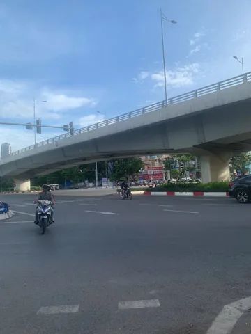Bán Nhà Hoàng Quốc Việt Cầu Giấy 70m 3Tầng OTO Đỗ Cửa Gần Cầu Vượt Nguyễn Văn Huyên 23 Tỷ