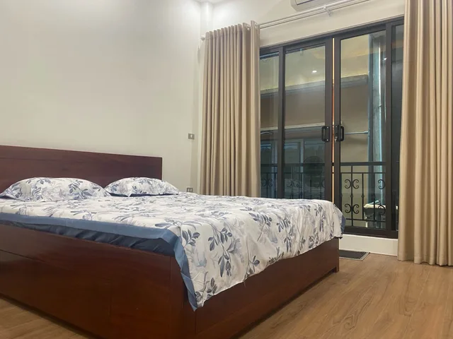 Phố vip Thanh Xuân 
20m ra ô tô 
48m4t, 4pn nội thất tặng lại 
Nguyễn Viết Xuân khu toàn quan chức ở , tiện ích ngập tràn , an sinh đỉnh
Sổ đỏ nở hậu , chính chủ
Ace có nhu cầu lh; 0377224604 để xem nhà và biết thêm nhiều căn nhà đẹp nữa nhé!
#Phucd