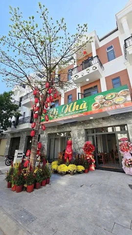 🏡 NHÀ PHỐ TRUNG TÂM THÀNH PHỐ 1 TRỆT 2 LẦU + SÂN THƯỢNG 💰 CHỈ CẦN TRẢ TRƯỚC 700 TRIỆU