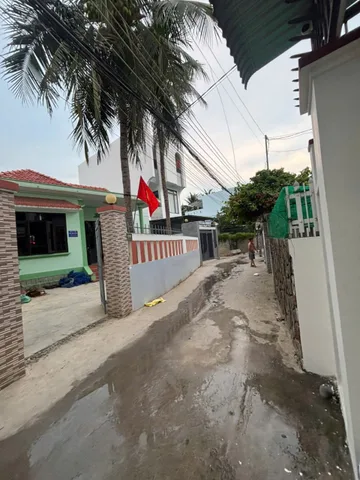 BÁN NHÀ HẺM Ô TÔ ĐƯỜNG GÒ CÂY SUNG – NHA TRANG giá 3.8 tỷ

📐 Diện tích: 93,5m² ngang 5, 70m thổ cư
✅Diện tích sử dụng 187m2