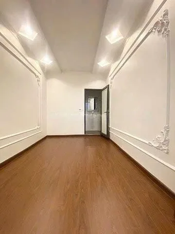 Cát linh, Đống Đa - 30m2 - 3 ngủ - Ở và kinh doanh- Gần Văn Miếu Quốc Tử Giám