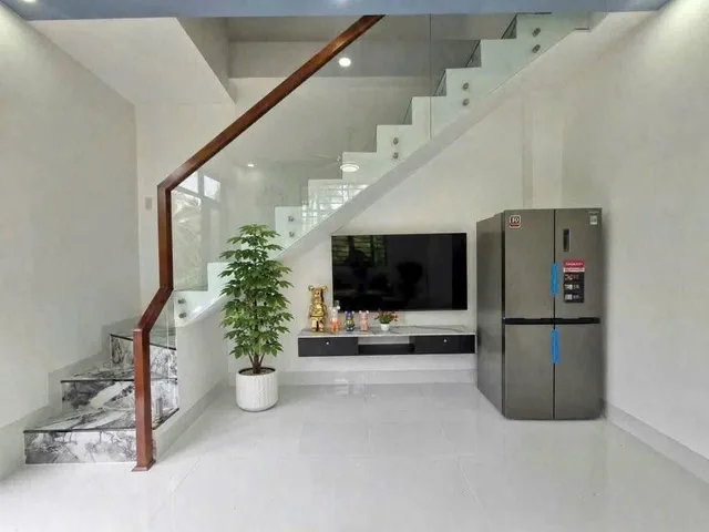 Siêu phẩm đến từ xã phong phú huyện bình chánh TP. Hồ Chí Minh, giá chỉ 2T290Tr, DT 70M2 full thổ cư, SHR sang tên ngay