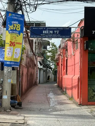 Lấy hộ khẩu trung tâm Tp Cần Thơ cho con em học trường điểm, cuộc sống tiện ghi, thuận lợi, phù hợp mở công ty đặt văn phòng, kinh doanh đa nghành nghề...
Diện tích: Thổ cư 108 m2, nhà cấp 14, sổ hồng hoàn công.