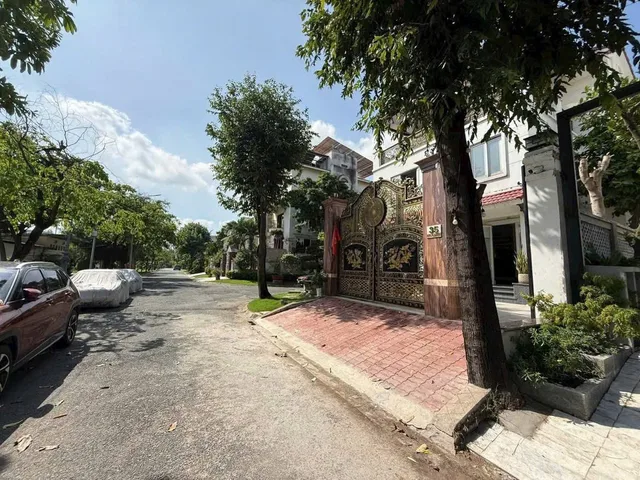 BDS HVL [NC] NAM PHÚ VILLA Q7 CĂN GÓC 2MT GIÁ TỐT