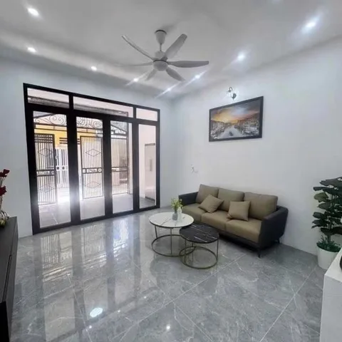 CHỦ CẦN BÁN GẤP NHÀ ĐỂ ĐI NƯỚC NGOÀI TẠI PHƯỜNG LONG BÌNH, QUẬN 9