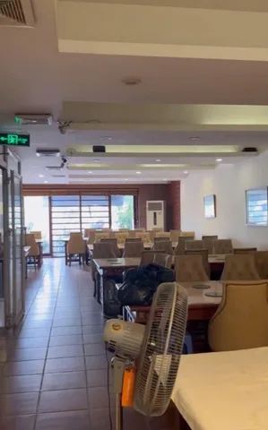 Cho thuê nhà MP đường Láng, Đống Đa 150M x 4T THANG MÁY, KD NHÀ HÀNG giá 120tr
