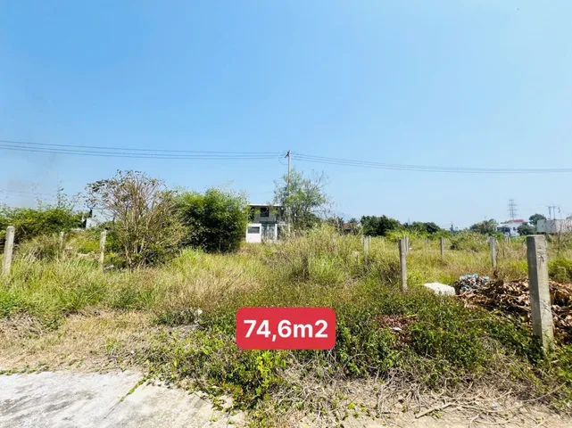 BÁN 2 LÔ ĐẤT ĐƯỜNG Ô TÔ NGAY D30 VĨNH HIỆP - PHƯỜNG TÂY NHA TRANG
- DT: 62m2 ngang 5m. Giá : 1 tỷ 900 triệu
- DT: 74,6m2  ngang 5m. Giá : 2 tỷ 350 triệu
- Đường bê tông ô tô cách đường D30 chỉ 30m. Cách trung tâm chỉ 4km.