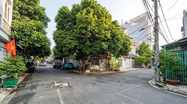 🌹Nhà đẹp Tân Hoà Đông, Phường Bình Trị Đông, hẻm ô tô tránh, 80 m2, nhỉnh 6.x🌹