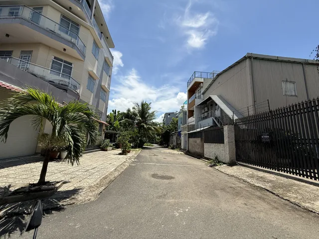Nguyễn Duy Trinh - nền full thổ - 68m2 - HXH - 3.8 tỷ
