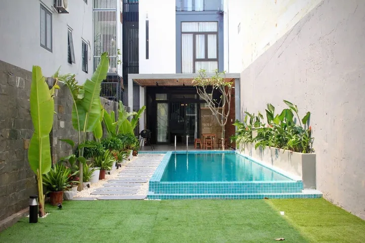 Cho thuê villa hồ bơi mặt tiền Hồ Xuân Hương, Ngũ Hành Sơn
