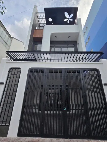 Nhà 1 Trệt 1 Lầu ngay Trung Tâm Phường Tân Triều - Gần KDL Bửu Long -
