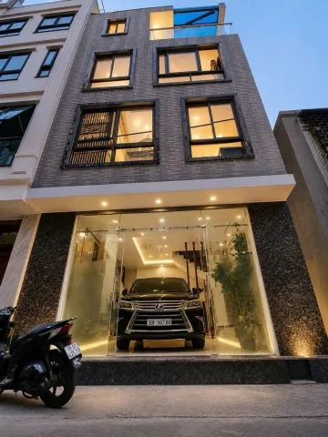 Hàng xóm kdt Linh Đàm 40m2*4T kinh doanh