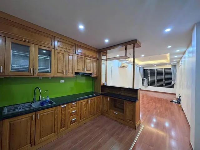 Cho thuê nhà ngõ 129 Thiên Hiền, Mỹ Đình Nam Từ Liêm 50M x 5T giá 30tr OTO, KD