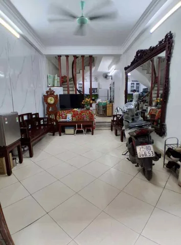 PHỐ THỊNH QUANG- NHÀ DÂN XÂY 5 TẦNG ĐỦ CÔNG NĂNG - NGÕ THÔNG - KINH DOANH- GẦN PHỐ - GIÁ ĐẸP - Ô TÔ NHỎ QUA CỬA- 31/34M2-5T- MT3,9M