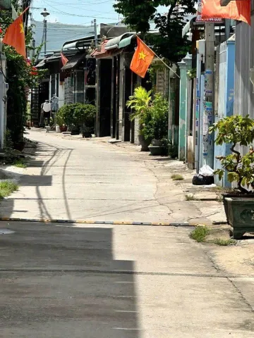 🔥BÁN NHÀ GẦN SÂN VẬN ĐỘNG TÂN HIỆP - HÓC MÔN GIÁ 1TI030 TRIỆU🔥