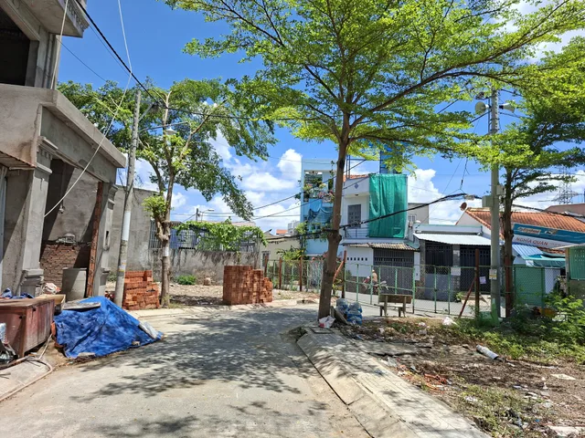 Cần bán đất thổ cư cạnh mặt tiền Nguyễn Bình, Nhà Bè