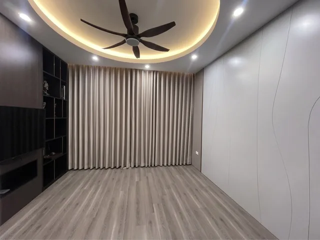 NGÔI NHÀ BÌNH YÊN GIỮA TRƯƠNG ĐỊNH SẦM UẤT – MẶT TIỀN ĐẸP – 30M² X 5 TẦNG – TẦM GIÁ 8 TỶ